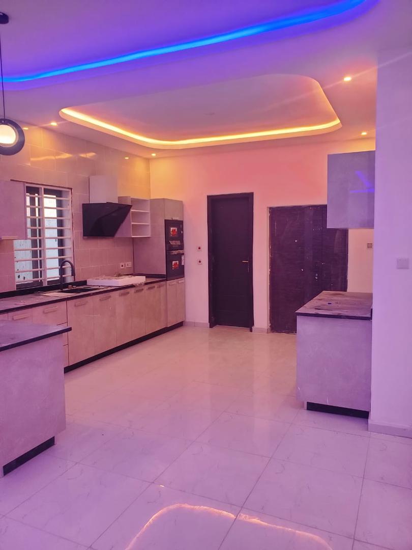 996f648b 600b 4d45 9db7 4a550f085e8f