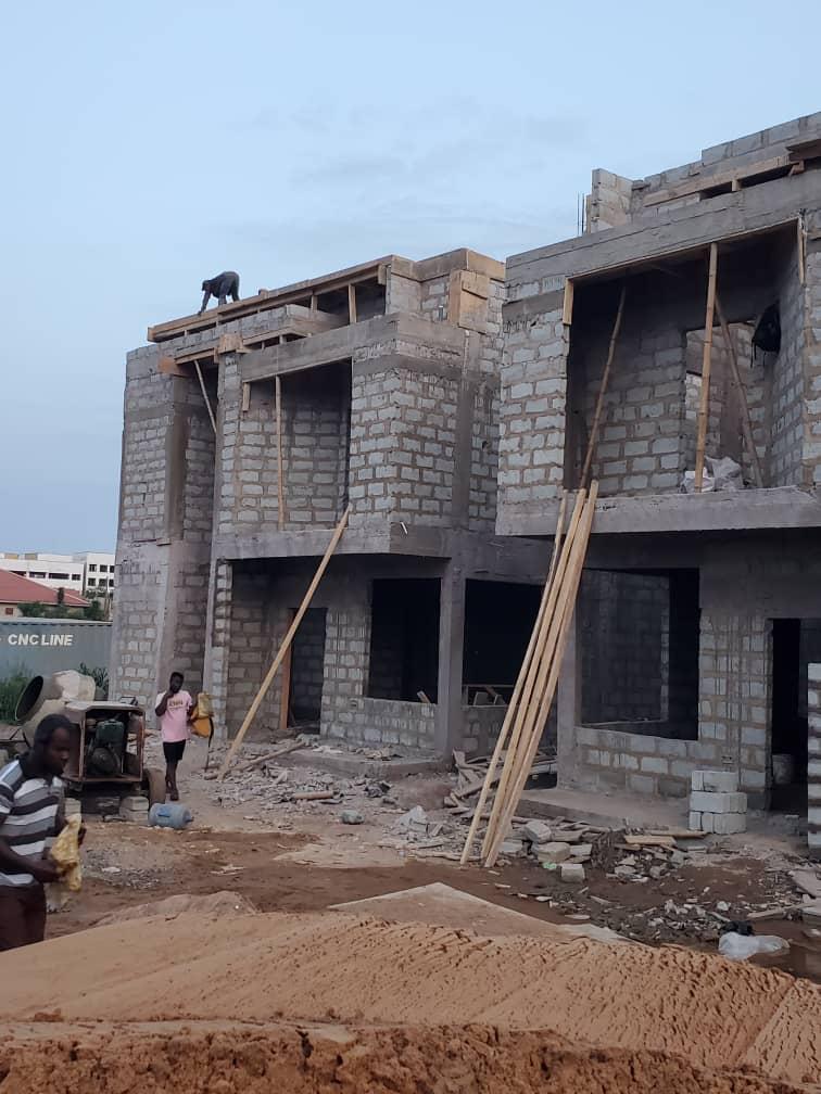 5d1039e4 85cd 4027 8326 7a6a3f3d6f81